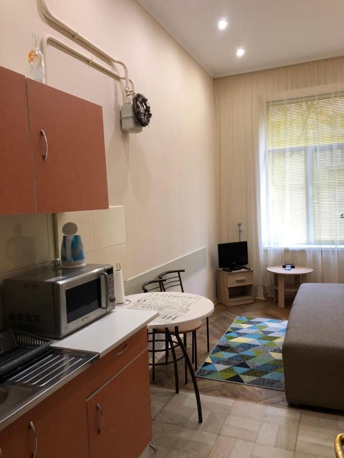 Apartament At Park リヴィウ エクステリア 写真